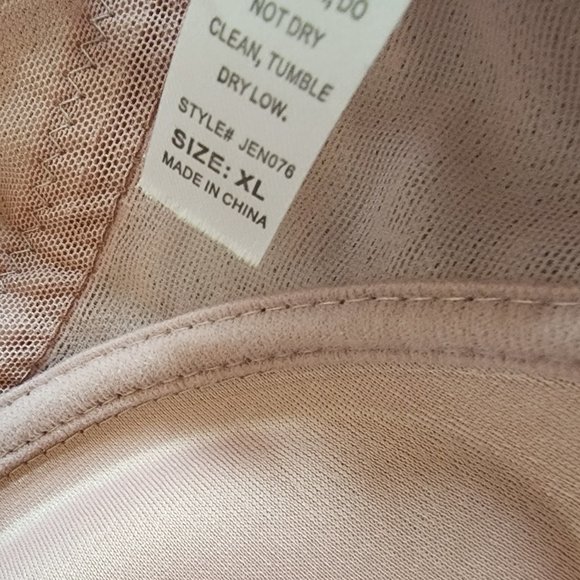 XL/34DD Stretch Mesh Bustier Snap Crotch Bodysuit- UNWORN -repaired factory flaw - Picture 7 of 11